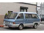 NISSAN�@LARGO